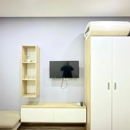 호텔 1-bedroom & 2-bedroom , By-delmar *