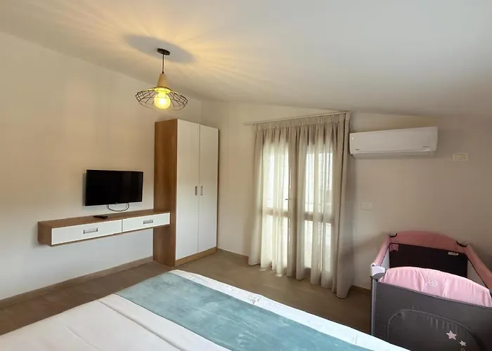 Hotel 1-bedroom & 2-bedroom , By-delmar Golem (Tirana)