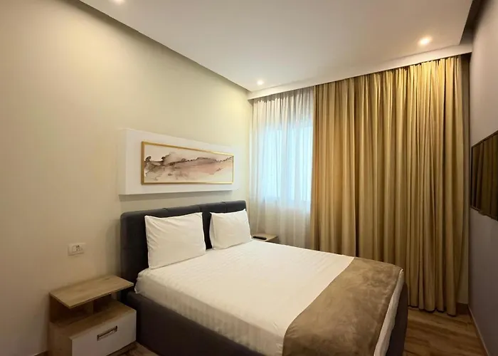 1-bedroom & 2-bedroom , By-delmar